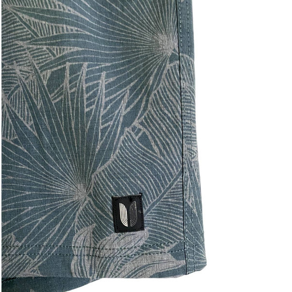 LINKSOUL Mens Size L Storm Colored-NWT-Saturday‎ Short-Rustler Print - Picture 7 of 7